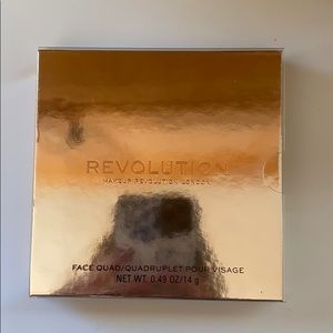 Revolution Beauty • Face Quad Incandescent — 2 included!